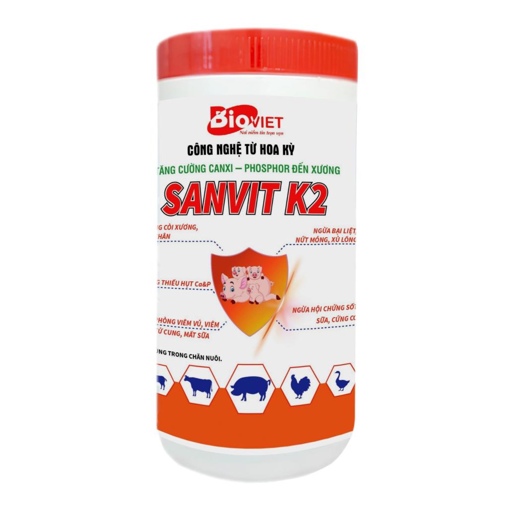 SANVIT K2  - BỔ SUNG VITAMION D3 CHUYỂN HOÁ, VITAMIN K2 - GIÚP TĂNG CƯỞNG KHẢ NĂNG HẤP THU Ca-P, NGỪA BẠI LIỆT , YẾU CHÂN, NÁI ĐẺ NHANH, KHOẺ MẸ, CỨNG CON.